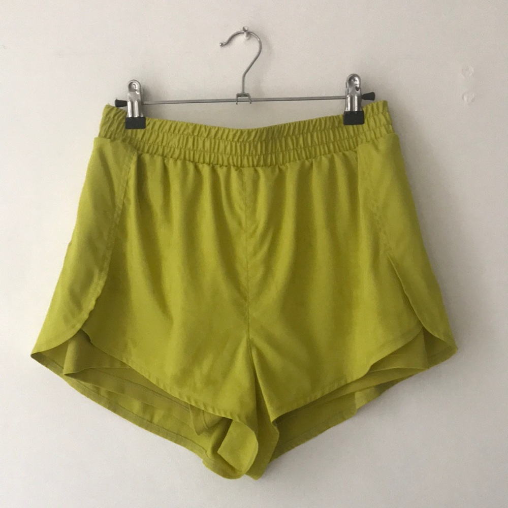 Girlfriend Collective Trail Short (M) Green